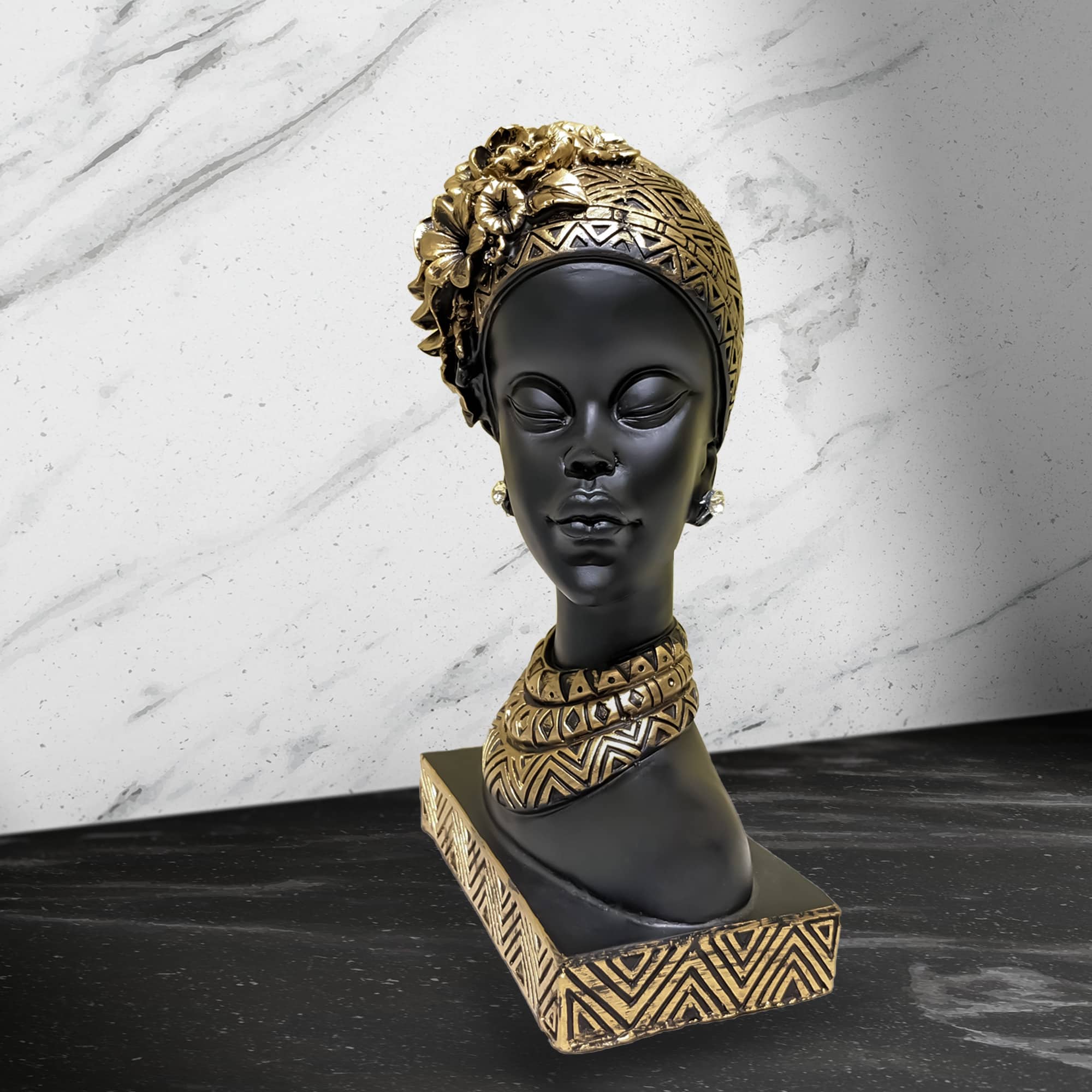 African Short Lady Showpiece