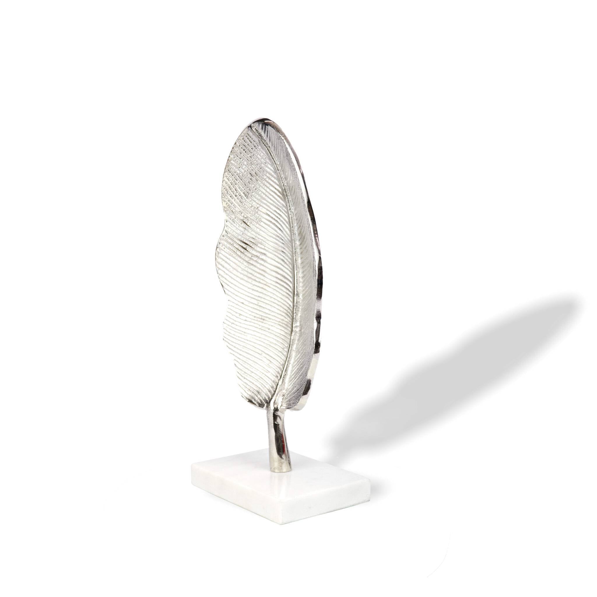 Banana Leaf Silver Showpiece – Elegant Decor with a Tropical Touch